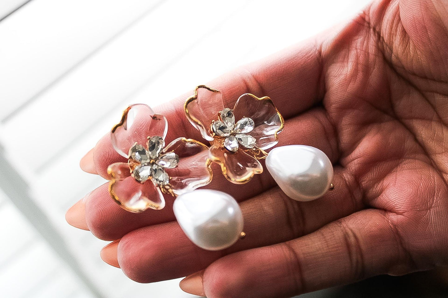 Pearl Flower|Bride Earrings|Bride Earring|Drop Earrings|Wedding Earrings|Pearl Earrings|Gift for Her|Gift for Mom|Dangle Earrings|Pearl Set