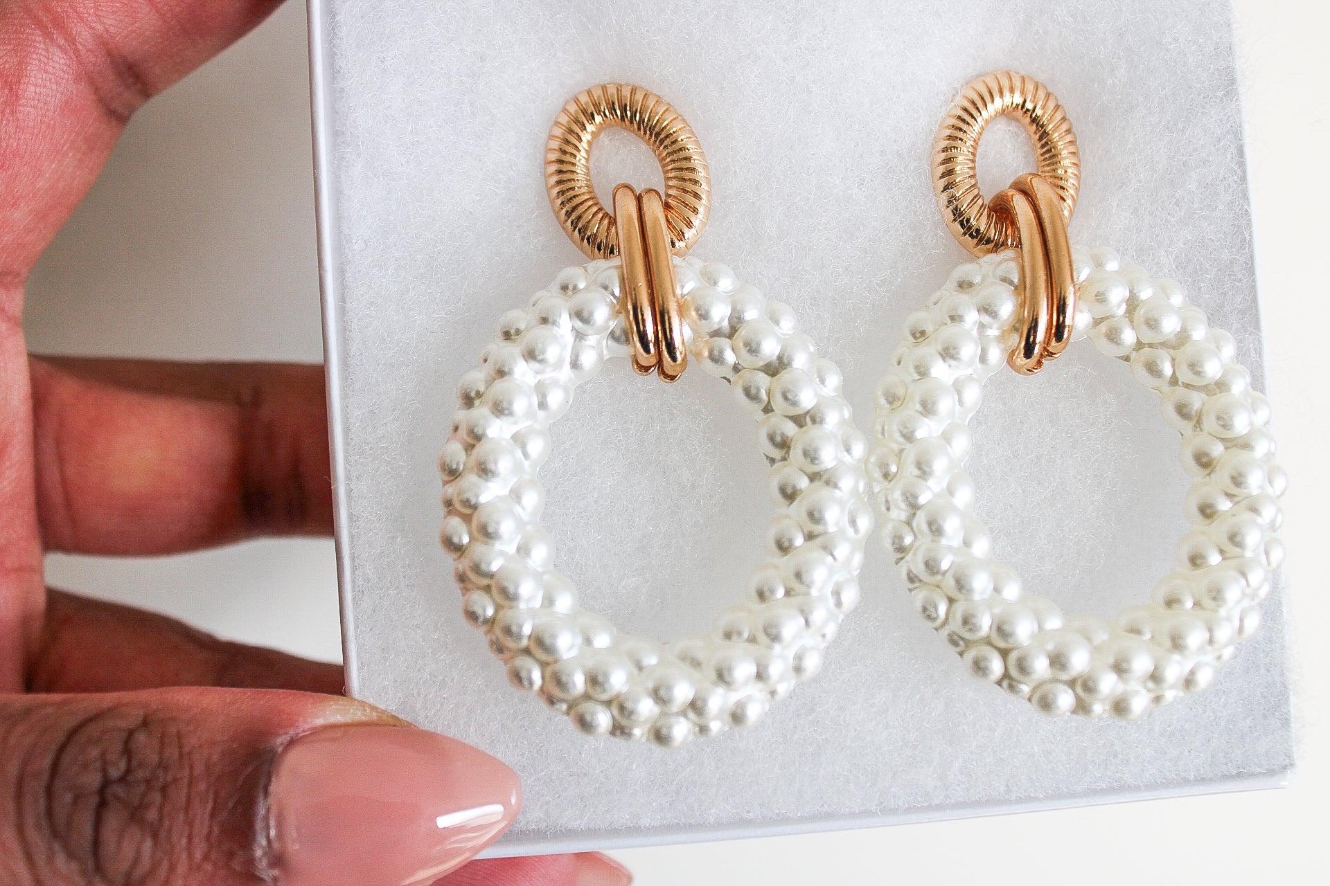 Pearl Circle Earrings Set