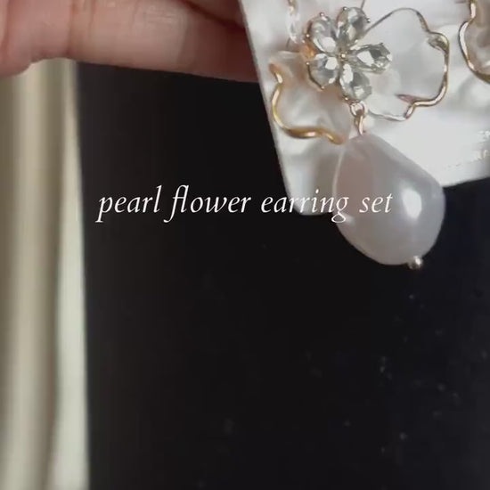 Pearl Flower|Bride Earrings|Bride Earring|Drop Earrings|Wedding Earrings|Pearl Earrings|Gift for Her|Gift for Mom|Dangle Earrings|Pearl Set